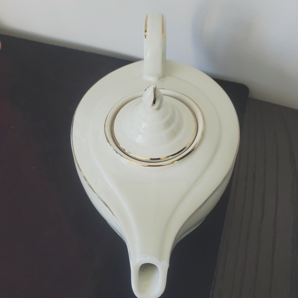 HALLs Superior tea pot - Picture 6 of 16